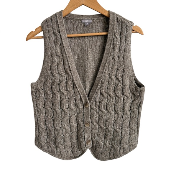 J. Jill Sweaters - J.Jill Cable Knit Button Front Sweater Vest Size Medium